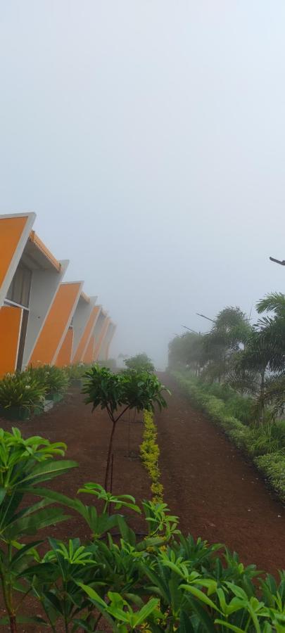 Mountain N Lake Resort Igatpuri Zewnętrze zdjęcie